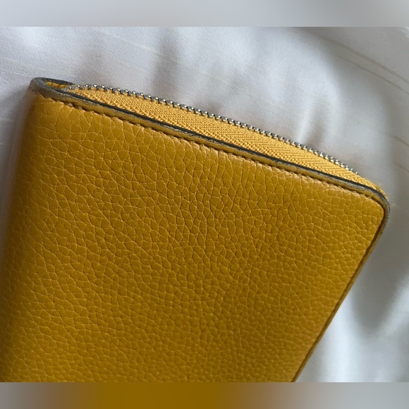 Celine Yellow Zippy Wallet - Picture 6 of 6
